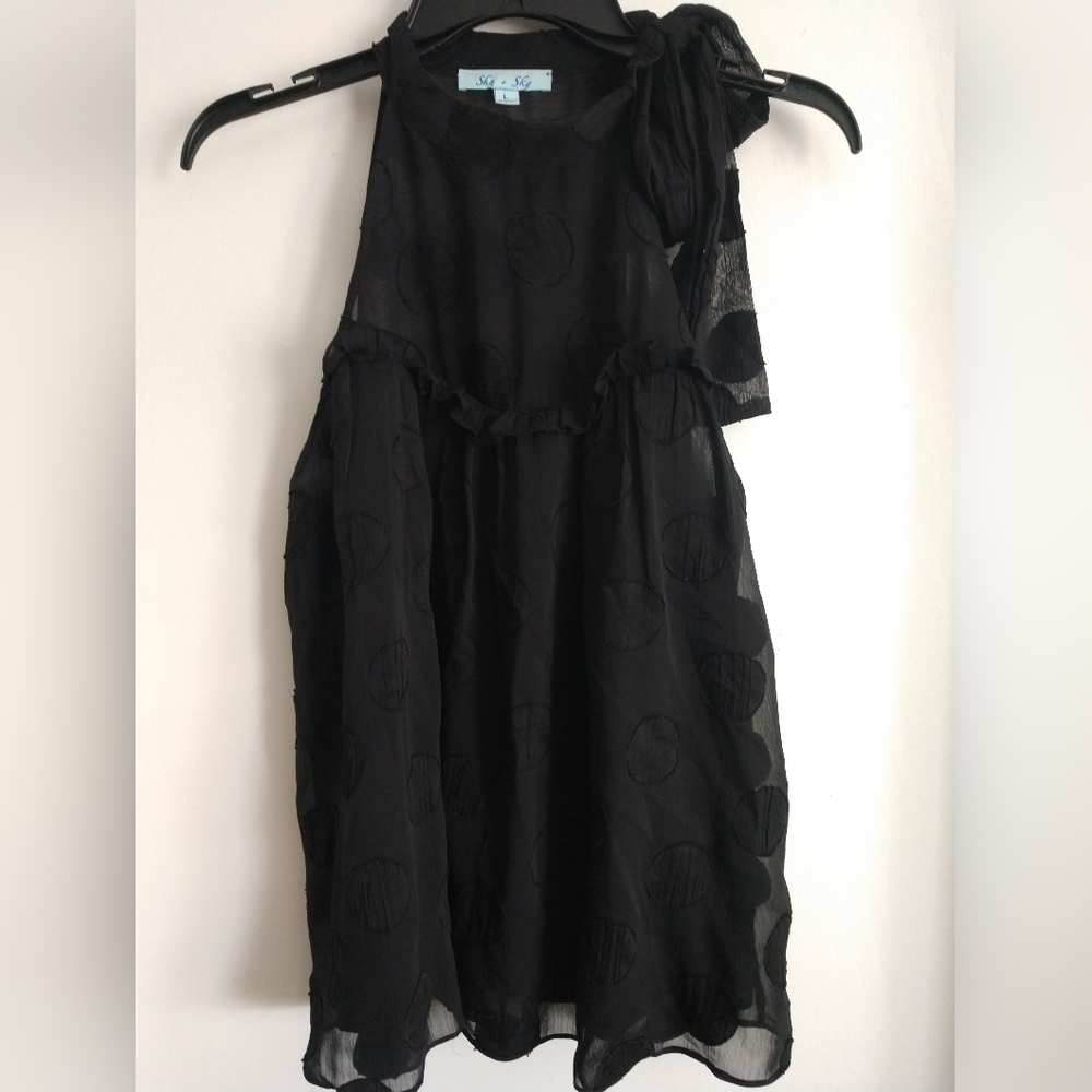 SHE & SKY black blouse Sz L